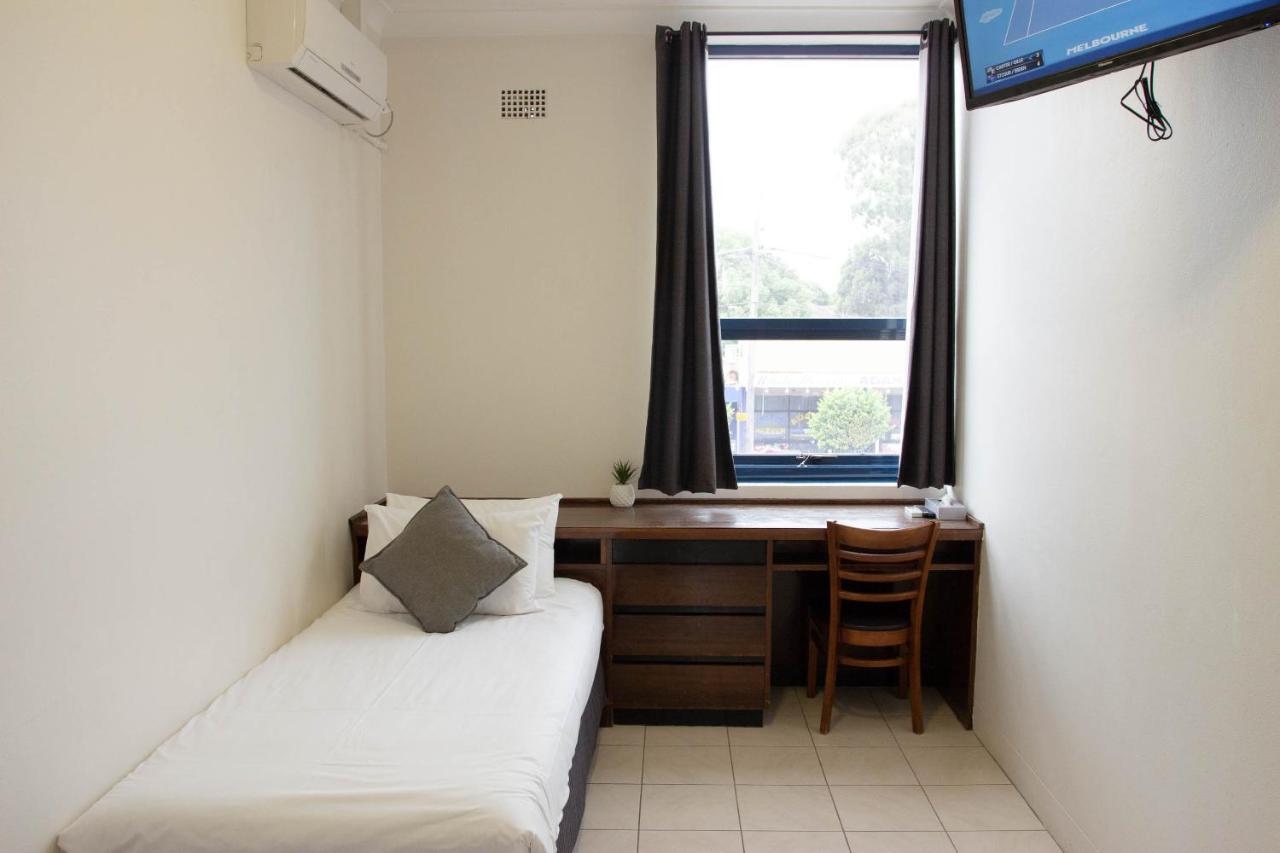Eenpersoonskamer met Gedeelde Badkamer