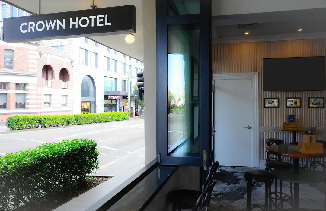 Crown Hotel Surry Hills-1
