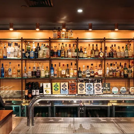 Rydges World Square-2